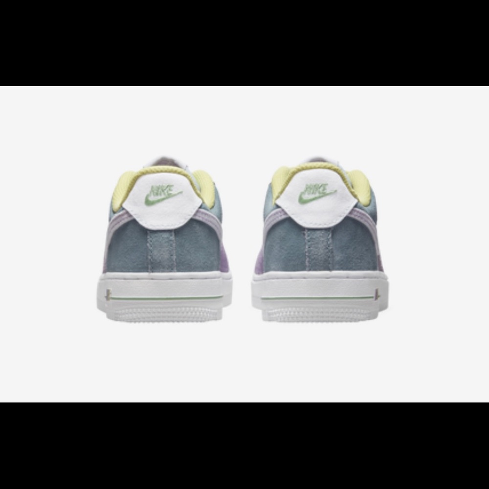 Nike Air Force 1 - Picture 4 of 10